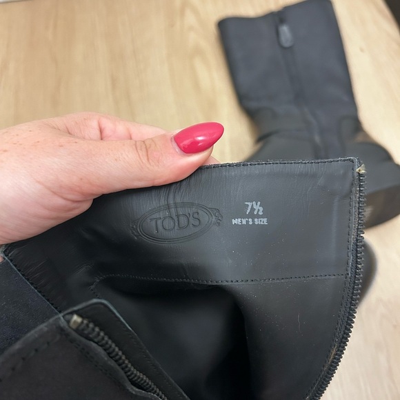 TODS - Mens Black Leather Belted Boots. Size 7.5 US - Picture 5 of 8